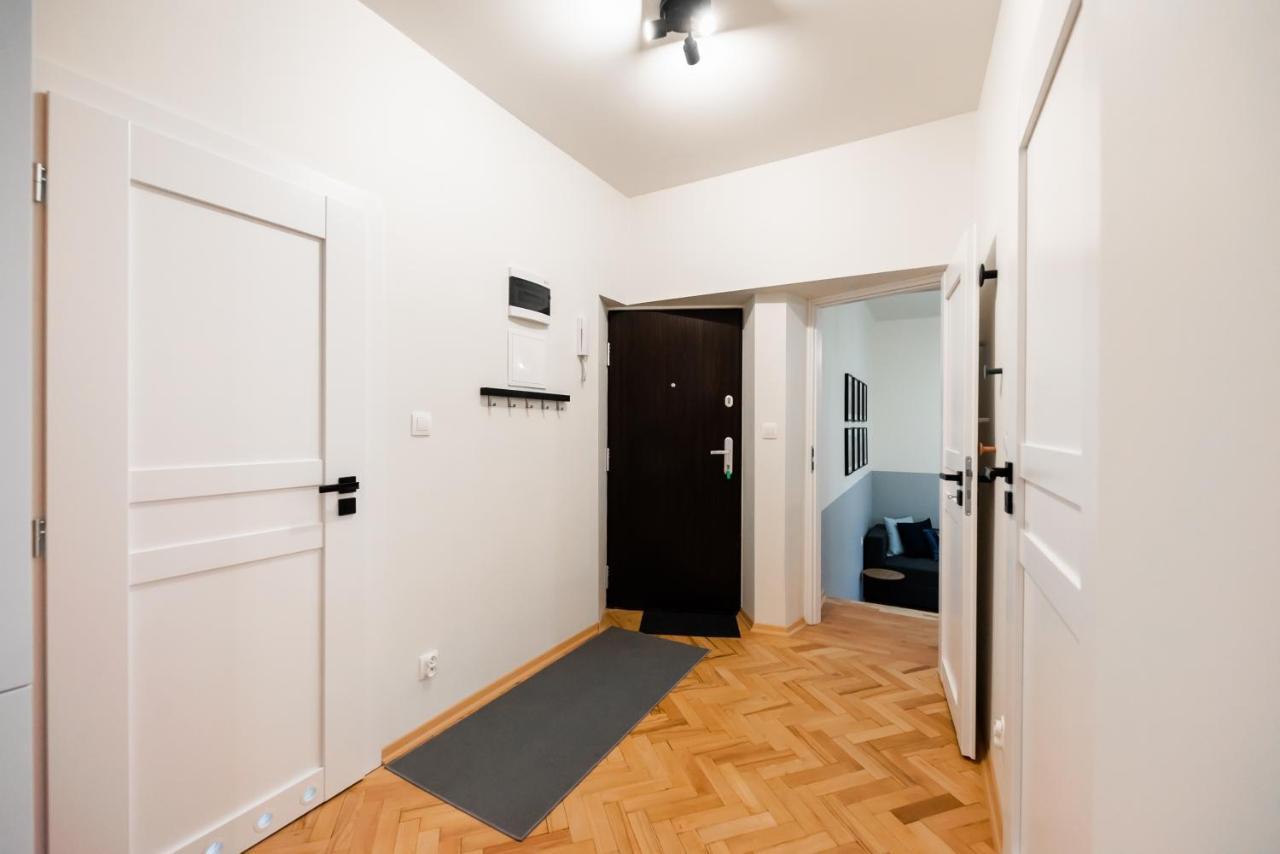 Old Town Eclectic Apartment For 6 People Warsaw Ngoại thất bức ảnh